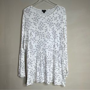 J.Jill Wearever Collection White Black Print Knit Top Long Sleeve
